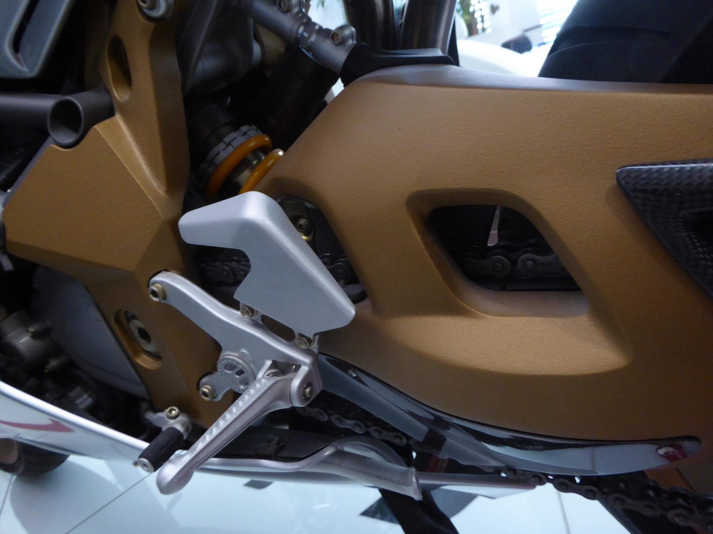 MV Agusta F4 750 "Serie Oro" – #117/300 – Ultra-Rare Collector's Opportunity